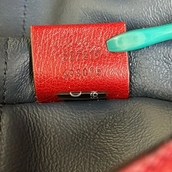 Large Gucci Rajah tote with Pouch - Picture 9 of 11